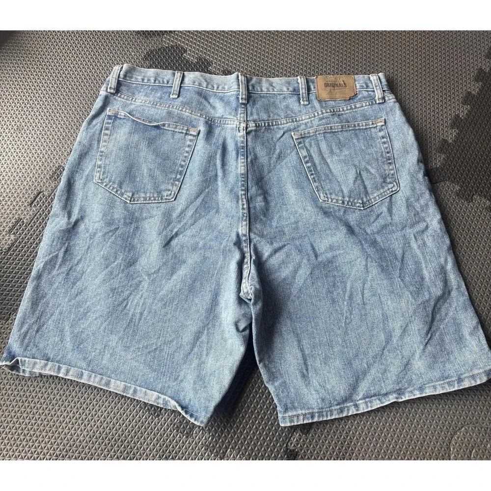 Wrangler Men's Relaxed Fit Denim Shorts Light Wash Blue Size 42 Cotton Casual